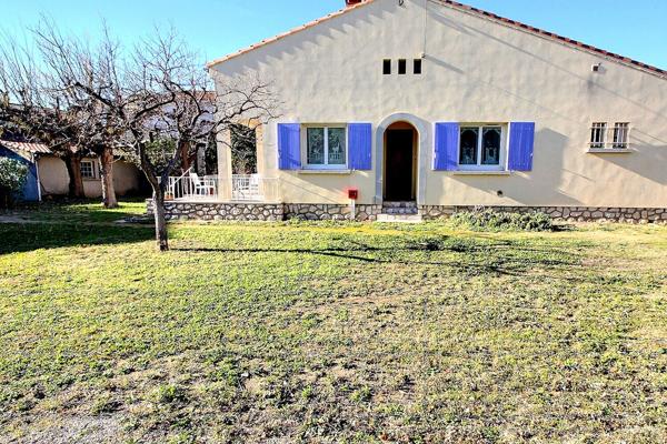 Marignane- Maison de 3 pièces de 90m2 sur une parcelle de 493 m2 comprenant 2 Garages.