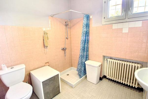 Marignane- Maison de 3 pièces de 90m2 sur une parcelle de 493 m2 comprenant 2 Garages.