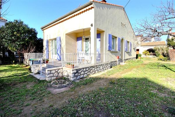 Marignane- Maison de 3 pièces de 90m2 sur une parcelle de 493 m2 comprenant 2 Garages.