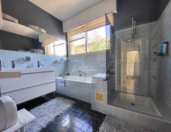 Maison 5 pièces - 166 m² Exclusivité efficity