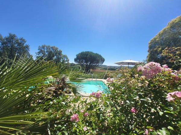 Maison 5 pièces - 166 m² Exclusivité efficity