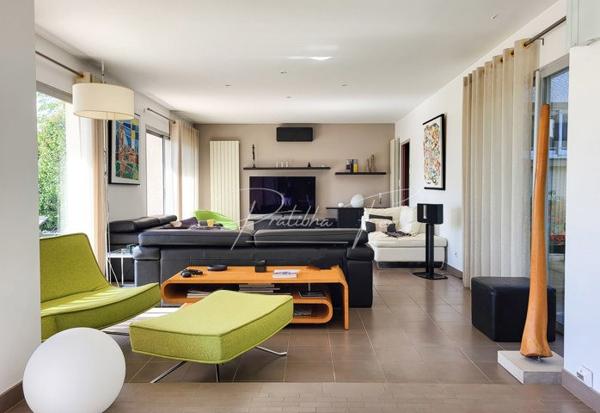 Maison 5 pièces - 166 m² Exclusivité efficity