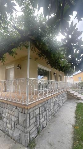 Maison familiale avec terrain et grand sous-sol