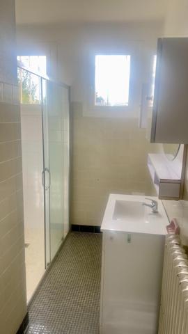 Maison familiale avec terrain et grand sous-sol