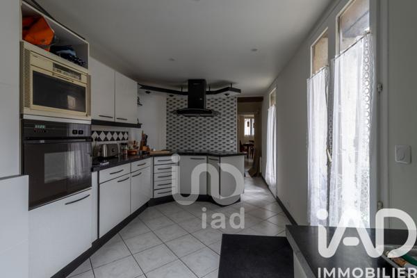 Maison à vendre 8 pièces 177 m² Issou