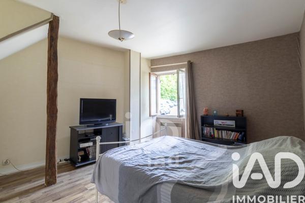 Maison à vendre 8 pièces 177 m² Issou