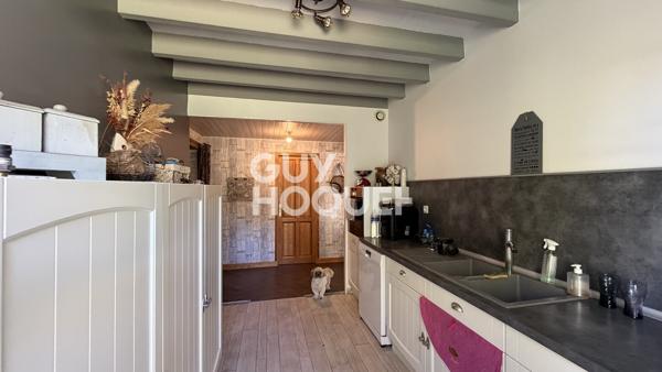 Maison Charentaise à vendre de 7 pièces de 185 m²