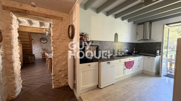 Maison Charentaise à vendre de 7 pièces de 185 m²