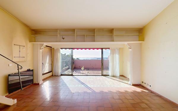 Appartement à vendre    2 pièces • 41,79 m2 Cagnes-sur-Mer