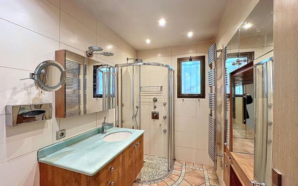 Appartement à vendre    2 pièces • 41,79 m2 Cagnes-sur-Mer