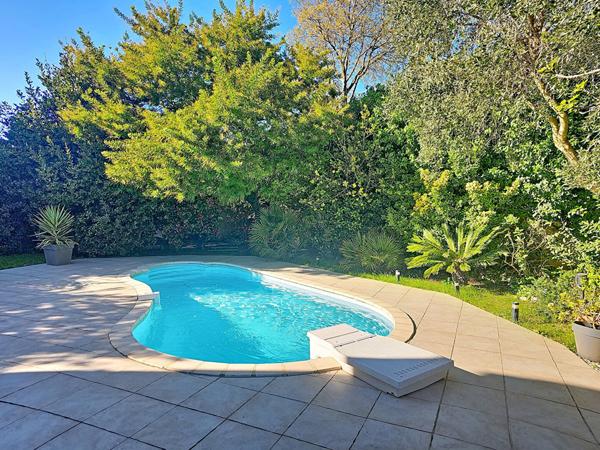 Maison Sanary Sur Mer 5 pièces - Beaucours