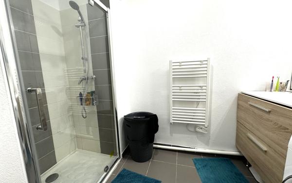 Appartement à vendre    3 pièces • 58,80 m2 Saint-Jean-de-Védas