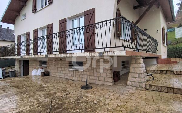 Maison à vendre    8 pièces •  Arsonval