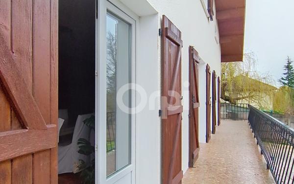 Maison à vendre    8 pièces •  Arsonval