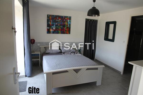 Maison avec gîte et appartement – piscine – proche Josselin