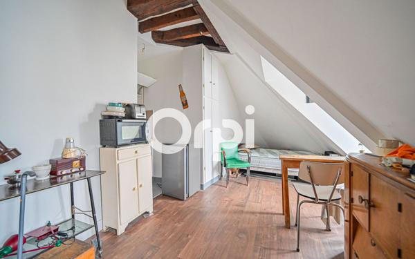 Appartement à vendre    1 pièce • 24 m2 Paris 11