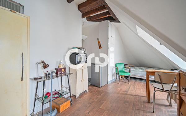 Appartement à vendre    1 pièce • 24 m2 Paris 11