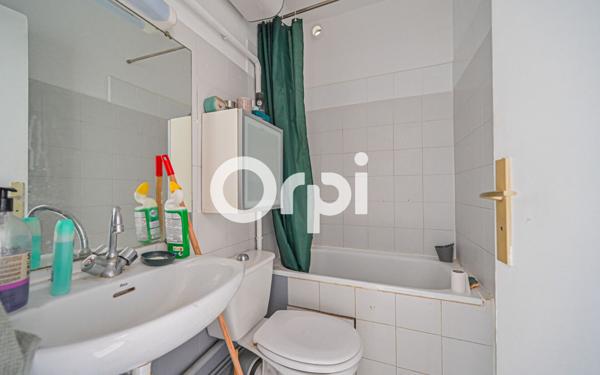 Appartement à vendre    1 pièce • 24 m2 Paris 11