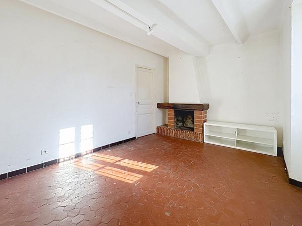 A VENDRE EXCLUSIVITE TARADEAU Appartement 3 pièces 71m² centre village