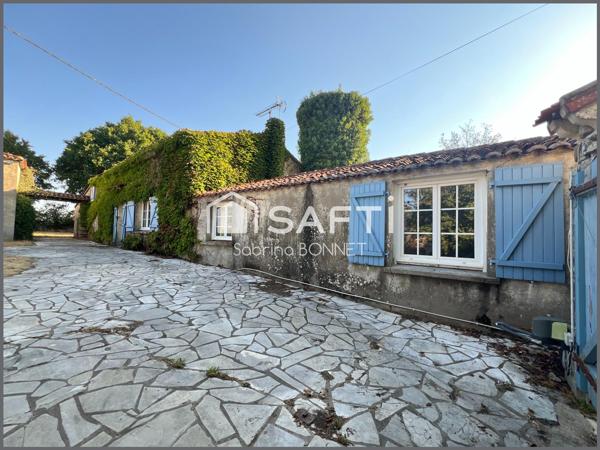 Maison en pierre à rénover, une dépendance de 200 m², un pigeonnier.