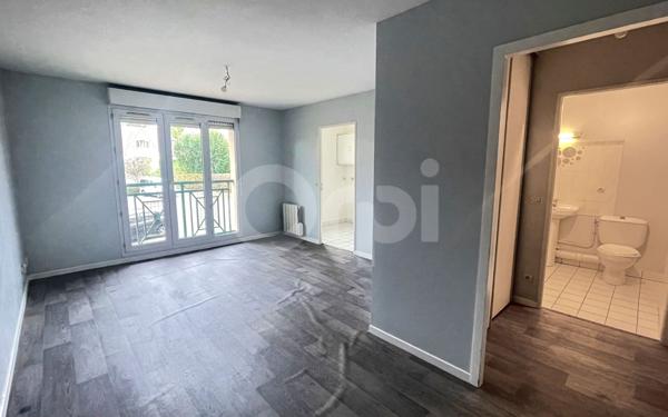 Appartement à vendre    1 pièce •  Verneuil-sur-Seine