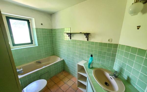 Maison à vendre    5 pièces •  Crécy-la-Chapelle