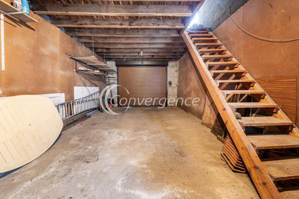 Immeuble
                                                                                                                                                
                                                                                                                                                
                                                                                                                                                
                                                    
                                                                                                                                                                                                                                                                                                                        144  m²                                                                                                                                                                                                         1 etage(s)