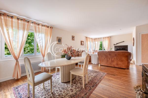 Immeuble
                                                                                                                                                
                                                                                                                                                
                                                                                                                                                
                                                    
                                                                                                                                                                                                                                                                                                                        144  m²                                                                                                                                                                                                         1 etage(s)