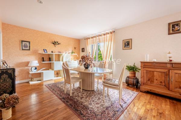 Immeuble
                                                                                                                                                
                                                                                                                                                
                                                                                                                                                
                                                    
                                                                                                                                                                                                                                                                                                                        144  m²                                                                                                                                                                                                         1 etage(s)