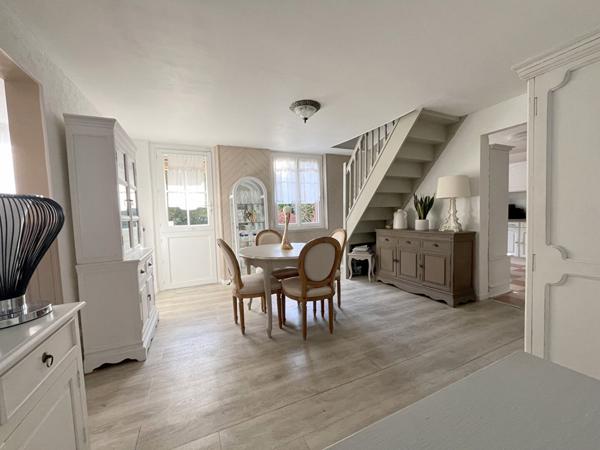 MERU - CHARMANTE MAISON ANCIENNE AU STYLE CONTEMPORAIN 6 PIECES - PARFAITEMENT ENTRETENUE - AUCUN TRAVAUX A PREVOIR