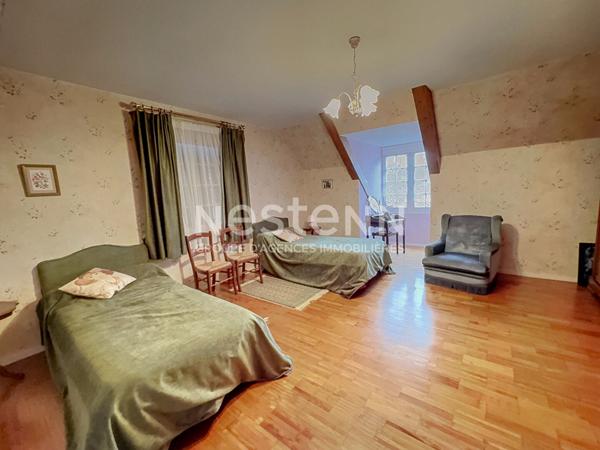 MAISON A VENDRE A CHARMES (02800) - IDEALE POUR VOTRE FAMILLE ! - 150 M² - TERRAIN ARBORE DE 2760 M²