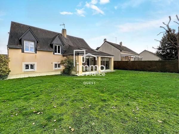 Maison Laval 6 pièce(s) 136m2