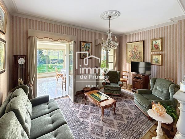 Maison Laval 6 pièce(s) 136m2