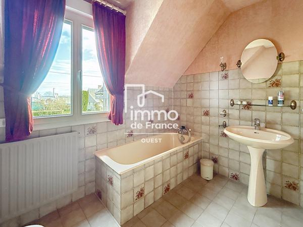 Maison Laval 6 pièce(s) 136m2