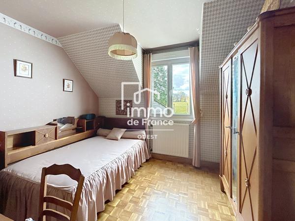 Maison Laval 6 pièce(s) 136m2