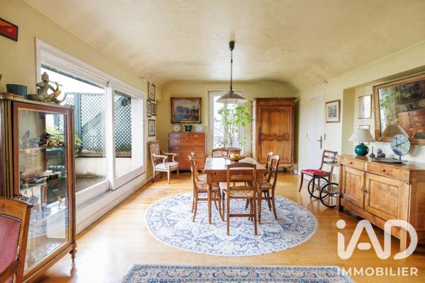 Appartement à vendre 6 pièces 140 m² Suresnes