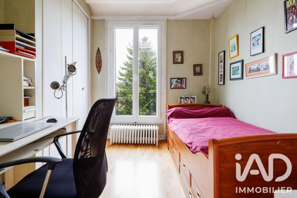 Appartement à vendre 6 pièces 140 m² Suresnes