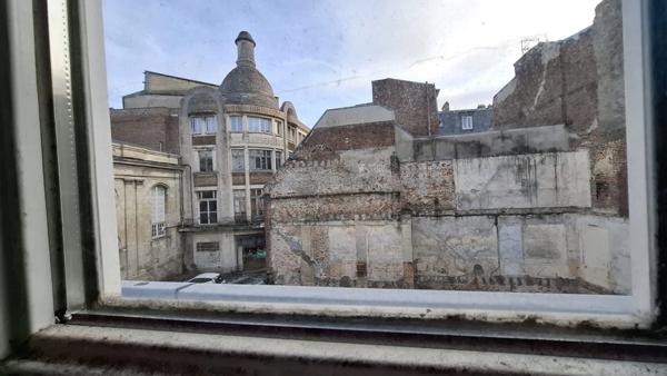 Appartement à Vendre 5 pièces SAINT QUENTIN, PLACE DE L'HOTEL DE VILLE (02100)