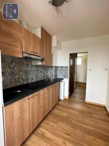 Appartement à louer 4 pièces 67.17m² Saint-Nazaire (44600)