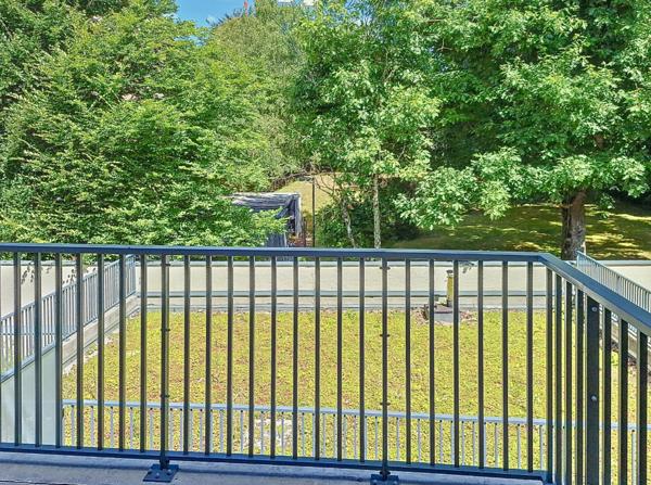 Appartement Rambouillet 2 pièce(s) 41 m2 balcon vue jardin proche gare avec parking