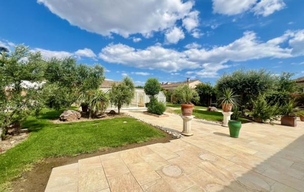 Vente Maison Belle villa familiale avec piscine Bessan   