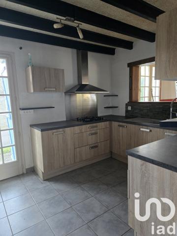 Maison à vendre 9 pièces 210 m² Lhommaizé