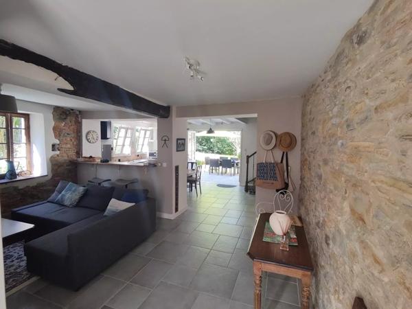 Maison de ville thermale avec terrasse