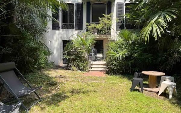 Maison à vendre    4 pièces • 184 m2 Pau