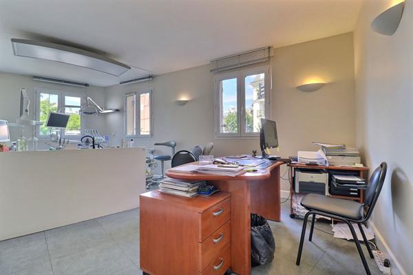 Appartement Colombes 4 pièce(s) 110 m2