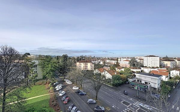 Appartement à vendre    4 pièces •  Pau