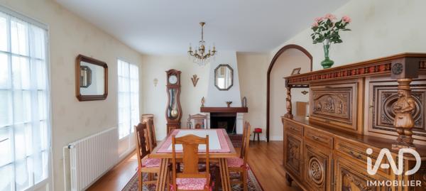 Maison à vendre 4 pièces 85 m² Terres-de-Haute-Charente
