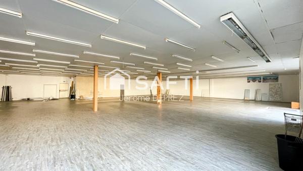 Local commercial à fort potentiel avec parking