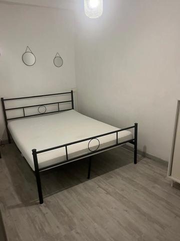 Location                                                      Appartement
                        
                     2 pièces                      30 m2                     à Perpignan