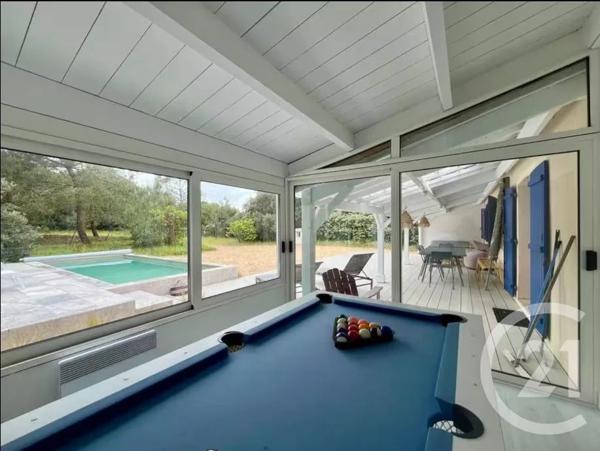 Maison à vendre  6 pièces - 102 m 2   LA TRANCHE SUR MER  - 85